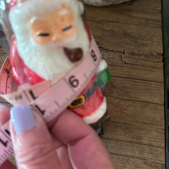 Vintage Santa in Rocking Chair Candle - Picture 7 of 9